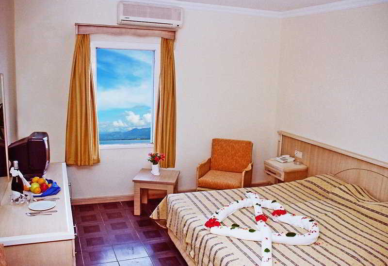 Chronos Beach Akyarlar Turgutreis Bagian luar foto